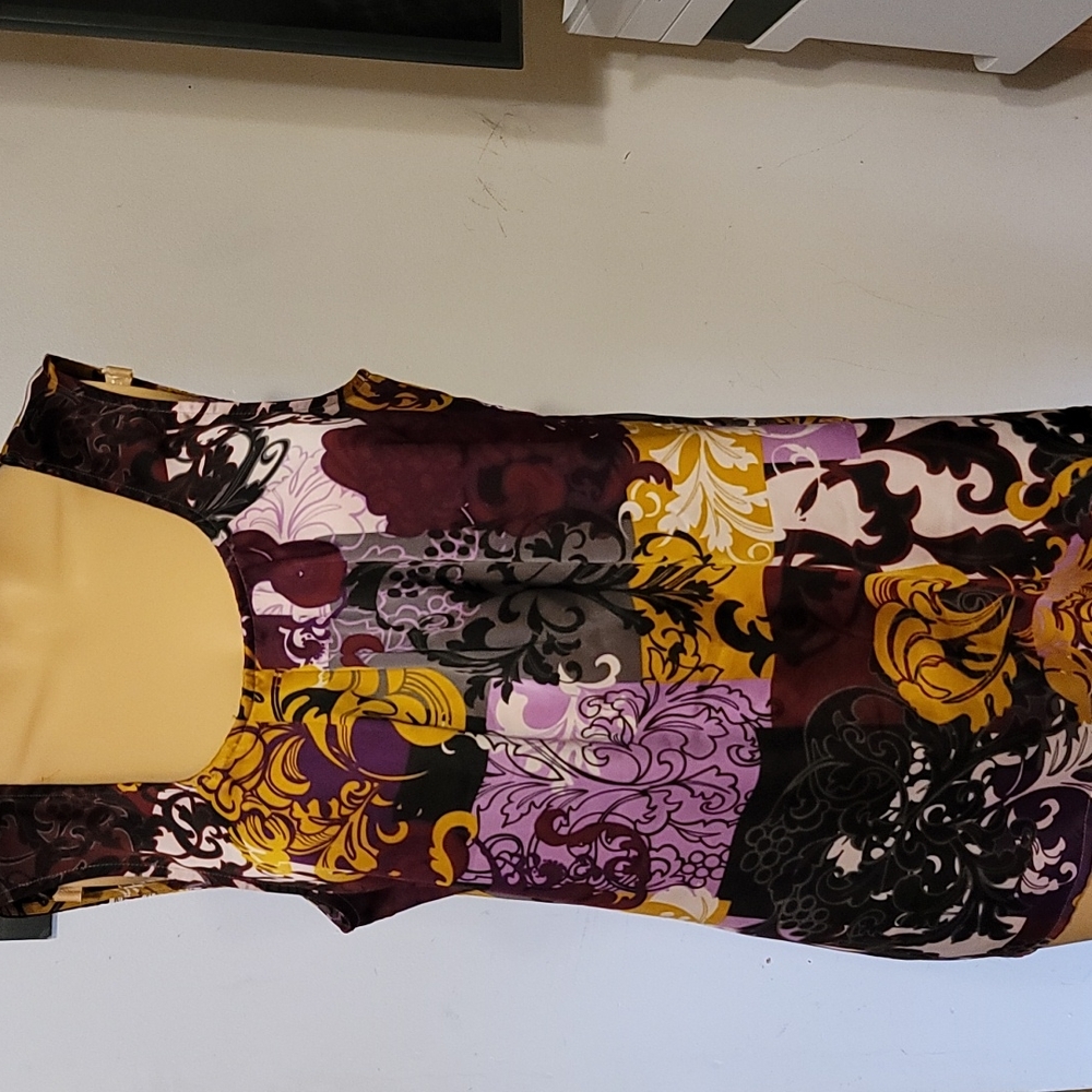 Women's 212 sleeveless top muti print medium
